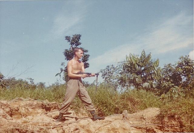 42 Commando RM Borneo and Singapore (7).
