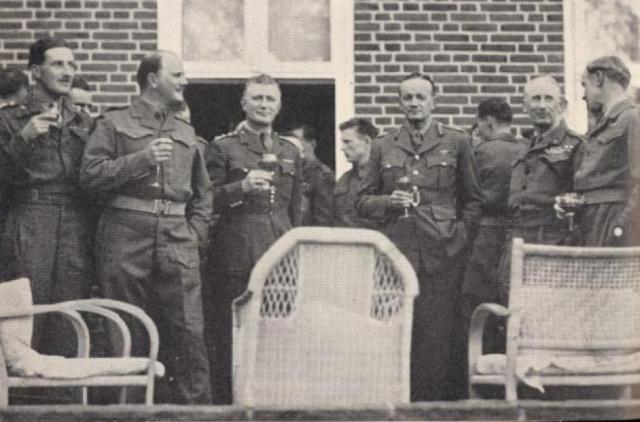 Post War cocktail drinks at HQ