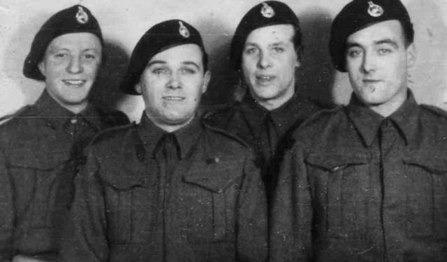 Ron Philpott and 3 others from 46RM Commando