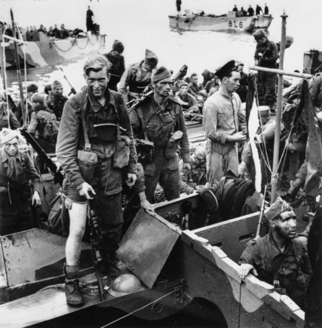 Len Ruskin and others from No. 4 Commando after Dieppe