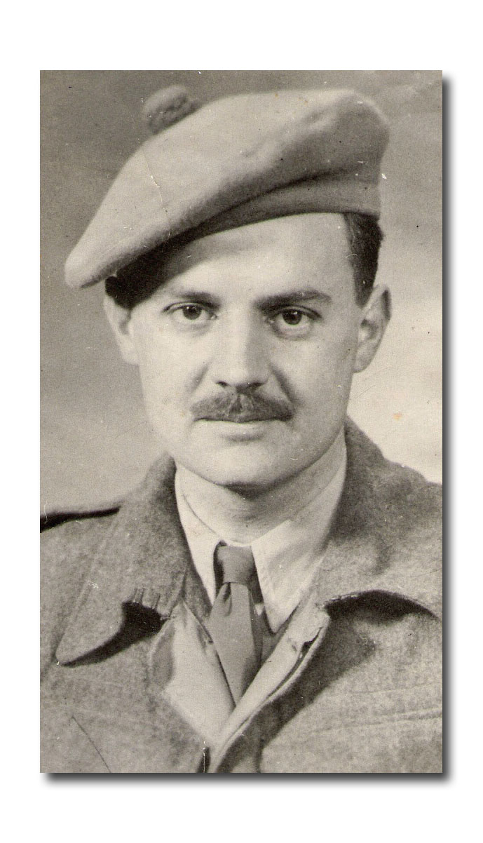 Captain Joseph Houghton MC, No.2 Commando executed 23 Oct'42