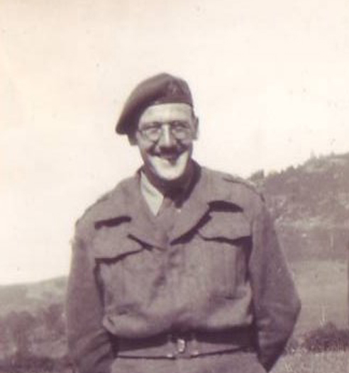 Murdoch Christie McDougall, No.4 Commando