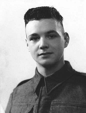 Guardsman Reginald Mills, No.3 Commando 4 troop kia 7/6/1944 Merville Battery