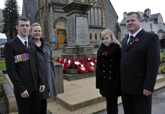 Son and grandchildren of Tom Heard No 2 Cdo.