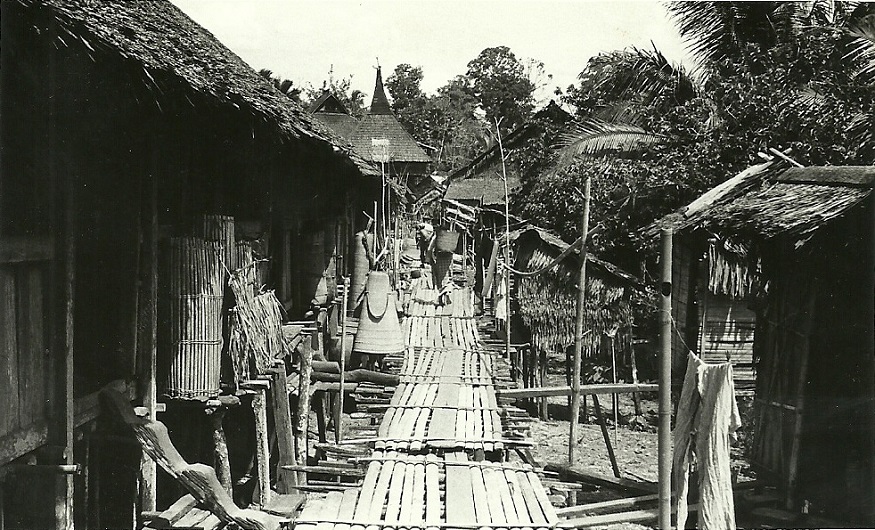 Ordnance Field Park Sarawak 1965  -  “Visiting” Longhouse Village(b).