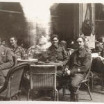 Commandos and an American GI in Paris