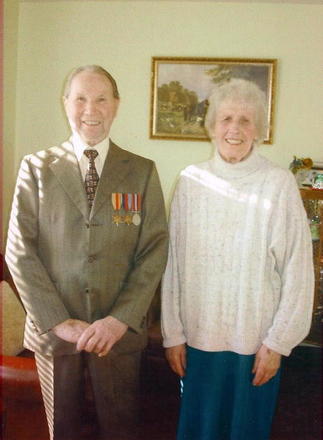 Robert Fowler (No 11 Cdo) & wife Bessie on Falkirk veterns day