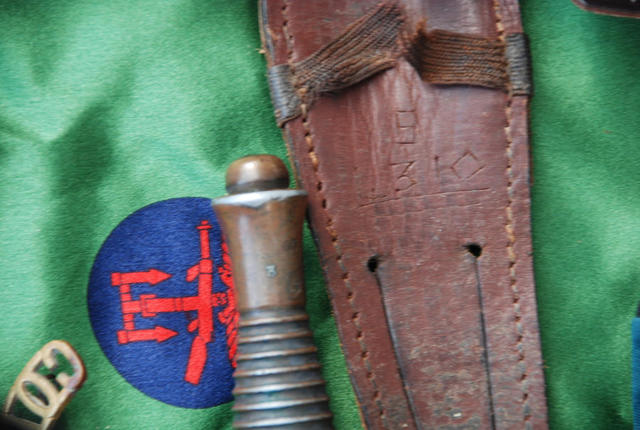 F/S knife of Ronald Davies No.5 Cdo., showing last 5 digits of his army no.