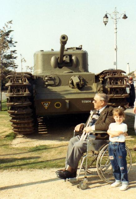 Steve Rollins (1 Cdo. Bde.HQ) at The D-Day Museum
