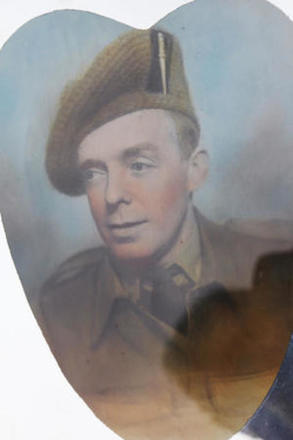 Gnr. Robert Milne, No.2 Commando 5 Troop,. Wounded and PoW St Nazaire