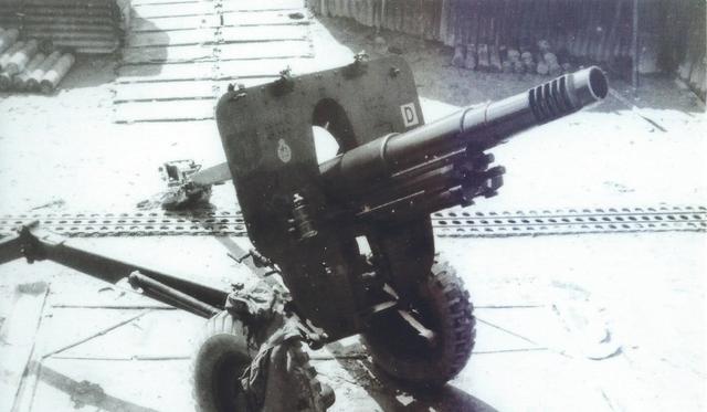 D Sub 105 Pack Howitzer,  Gunnan Gajack Borneo 1965