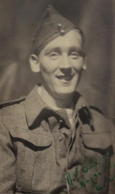 Ron Giles, RN Beach Commando 'C' 1942.