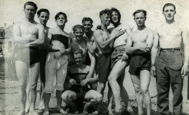 No.4 Commando 2 troop Willemstad April 1945 (2)