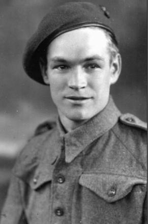 Gunner Harold William Hughes, No.3 Commando kia 6/6/44 Normandy.