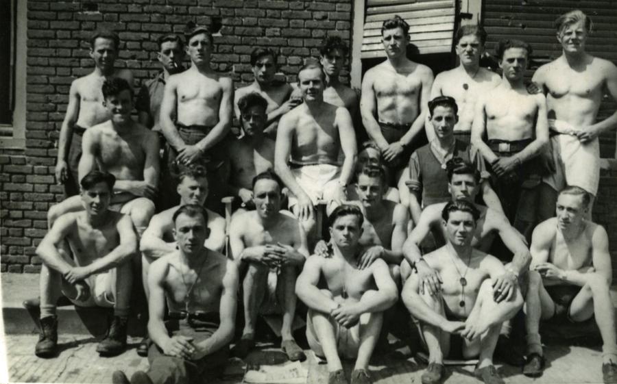 No.4 Commando 2 troop Willemstad April 1945 (4)