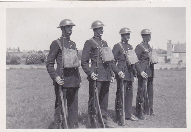 Constable 'Harry' Hewitt 3rd from left later served in 46RM Commando