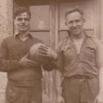 Lt Angus Ferguson (left) and Pte Joe Nixon, No 9 Commando, Salonika 1944