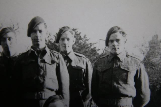 1 Bde Signallers Griggs, Jack Shaw, Collins, and Duncan Wright