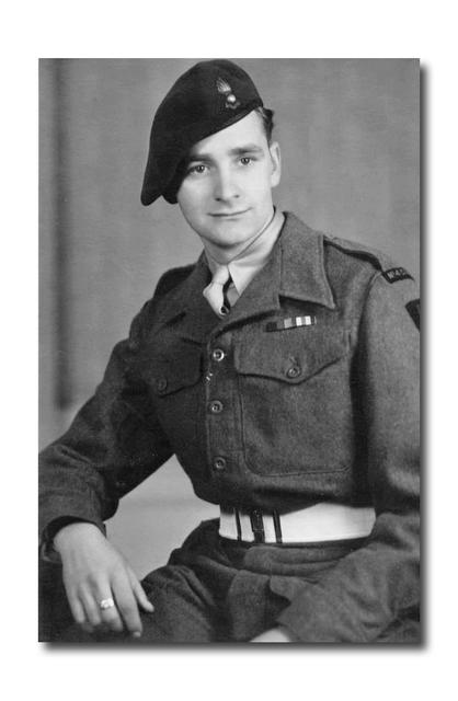 Gnr Alec 'Mac' MacAulay, No.4 Commando