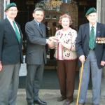 Presentation by the widow of Lt G Knowland VC, No.1 Commando