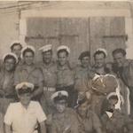 Members of 3 Troop 2 Cdo and crew of MGB 661 , Vis. (2)