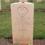 Marine Kenneth Price, 41RM Commando, Syracuse War Cemetery.
