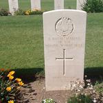 A Royal Marine Known Unto God, Salerno War Cemetery