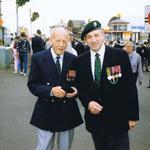 Charles Robson, No 5 Cdo., with unknown Commando veteran