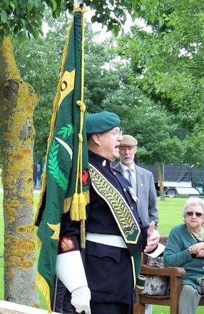 Fred Davies addresses the assembled veterans