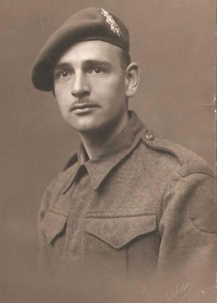 Private Sydney James Watt Macgowan, No.5 Commando kia 15/3/1944.