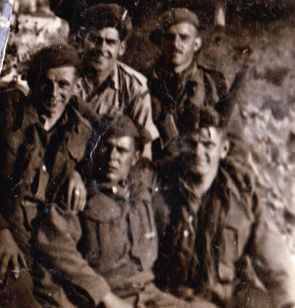 No.2 Commandos Sgt Frank Searle, Charlie Goff, and others.