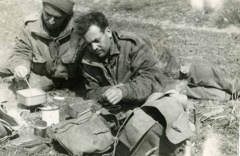 Scouse Hale and Des Rochford, No.2 Commando, Lake Comacchio April 1945.