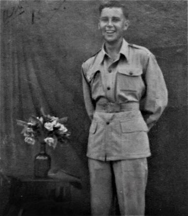 Ken Humphries, KRRC and No.5 Commando