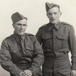 Elwyn Edwards (left) and Idris Jones - No 1 Commando 5 troop