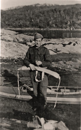 Unknown from No 6 Cdo. 101 Troop.  Folbot canoe training West of Scotland. April 1941