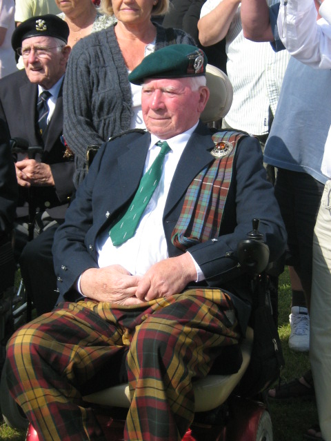 Piper Bill Millin, 5th Jun 2009 Colleville-Montgomery