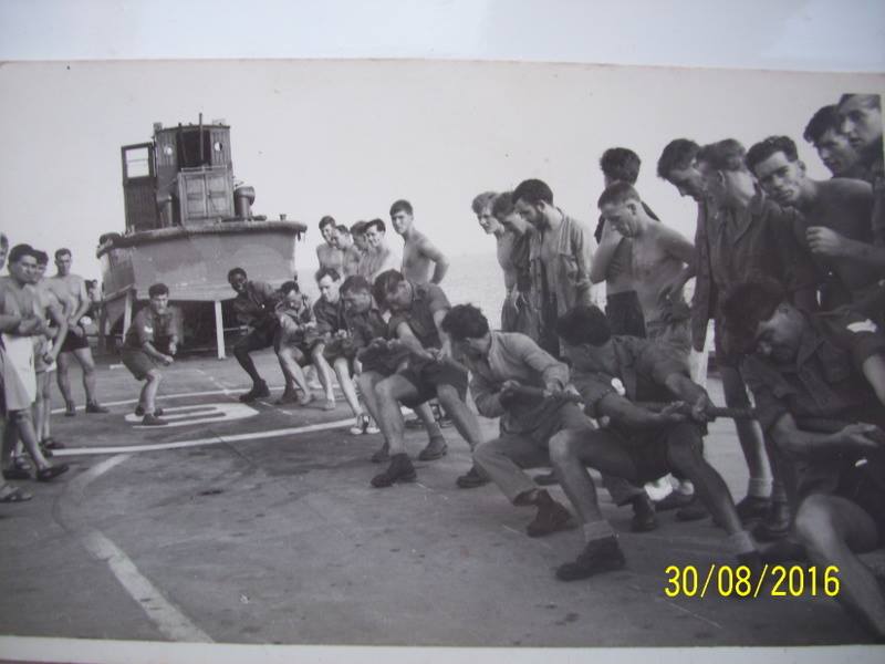145, Maiwand Commando Battery, tug of war against Bulwark crew. 1963