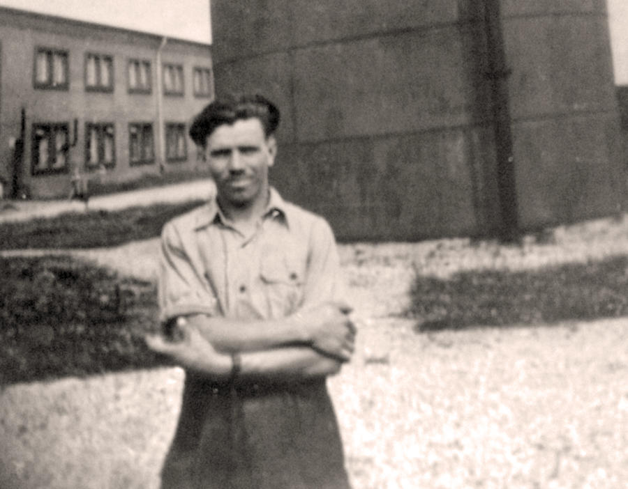 Mne. Horace Townsend, 30 Assault Unit.