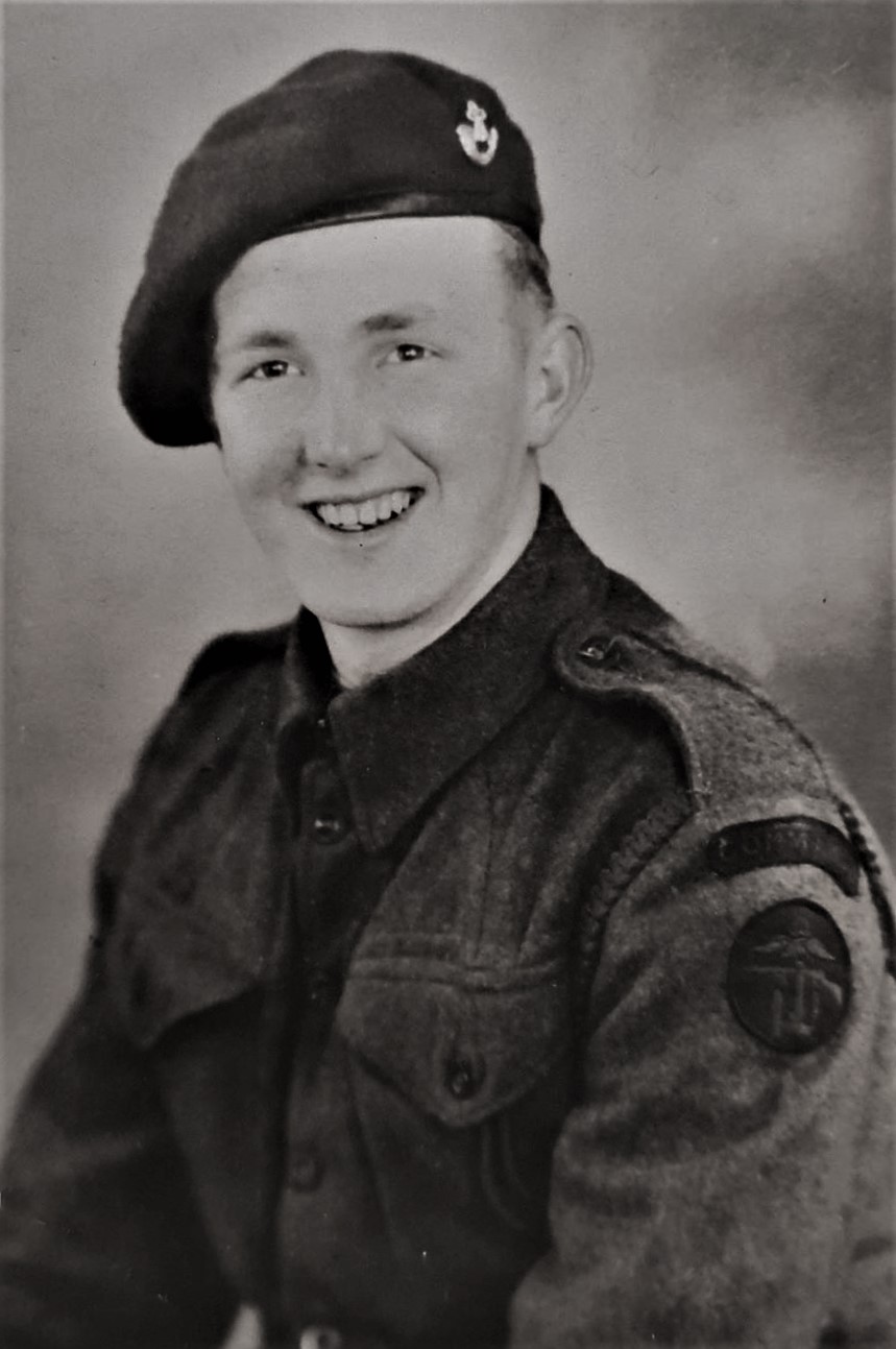 Lionel 'Leo' Hatch, No.5 Commando