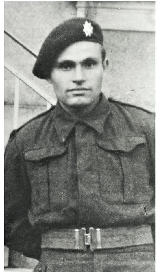 Pierre Laux, No.4 Commando