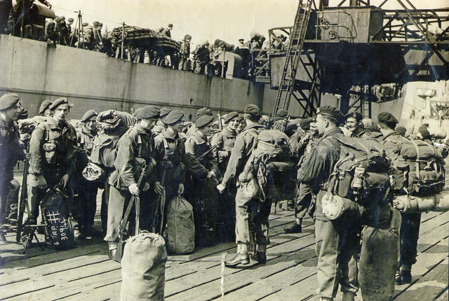 No 3 Commando 4 Troop at Tilbury 1945