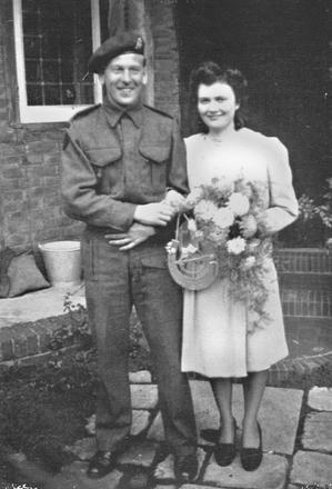 Andy & Barbara Younger (née Shaw), Bognor Regis, 1943