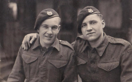 Bob Yaxley and Bill Mills, 'E' tp 45RM Cdo