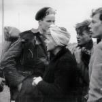 Peter Moody (centre) and another from No.10 (IA) Commando 3 troop