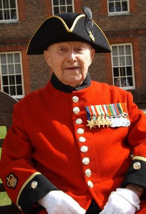 Roy Cadman (No.3 Cdo)