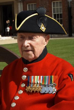 Roy Cadman (No.3 Cdo)
