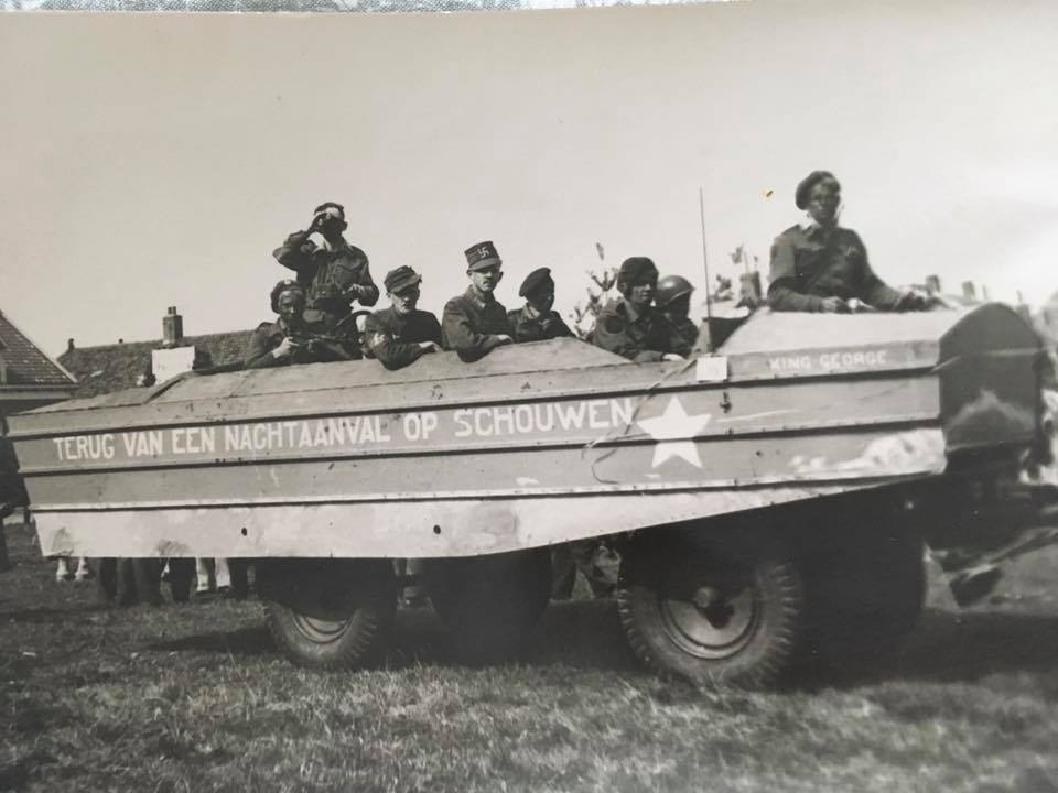 No.4 Commando back from a night raid - with prisoners