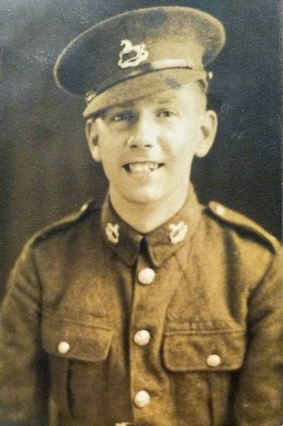 George Ryder in the TA, later No.2 Commando