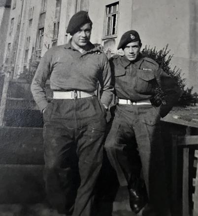 Eli 'Chuck' Gale (No.4 Cdo)  (left) and unknown RM