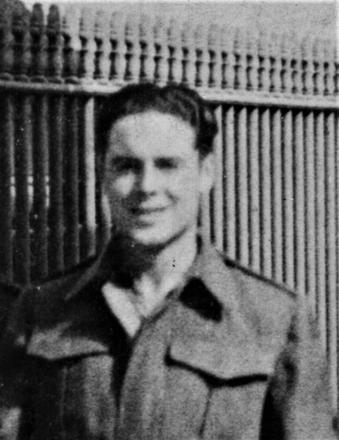 Mne Leslie Bradshaw MM, RM, 10 Platoon, X Coy, The RM Commando and 30 AU.